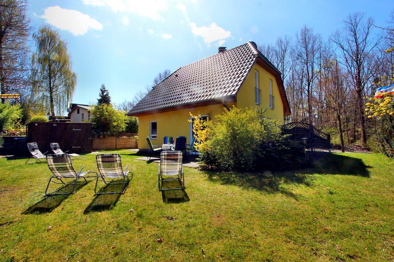 Ferien_Haus Seebrise Goehren-Lebbin Exterior photo